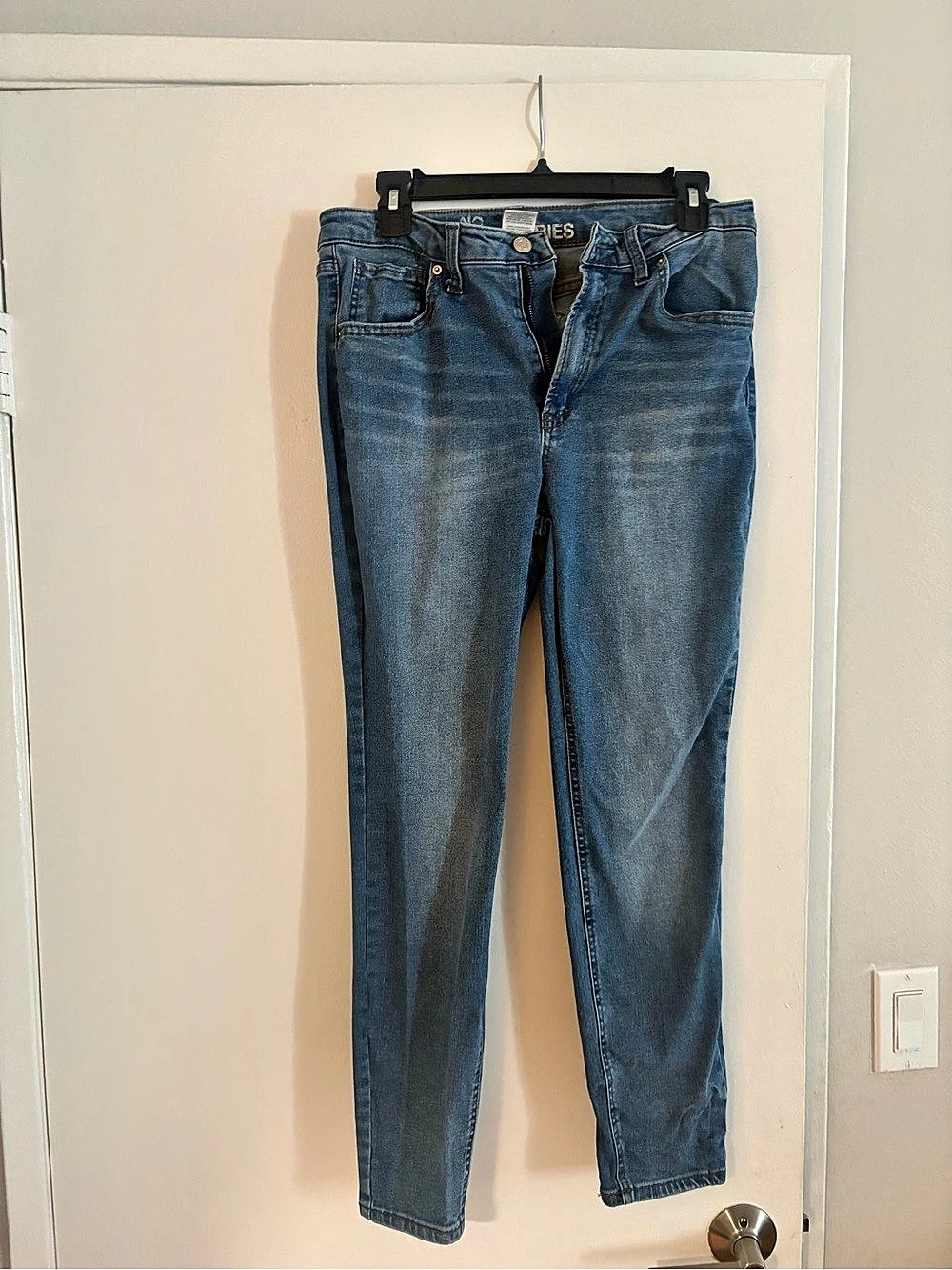No Boundaries Women's Blue Skinny Jeans